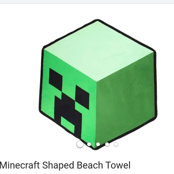 Set of 3 Disney & Marvel Shape Towels. - Picture 6 of 10